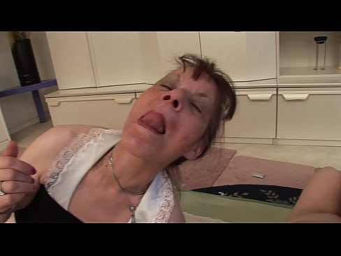 ❤️ To bestemødre og en bestefar har en trekant Sexvideo på porno no.teatroporno.ru ❌❤