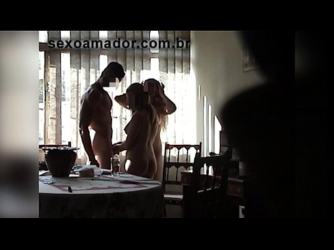❤️ Sexvenner inviterer en gigantisk mann og en trekant med seg Sexvideo på porno no.teatroporno.ru ❌❤